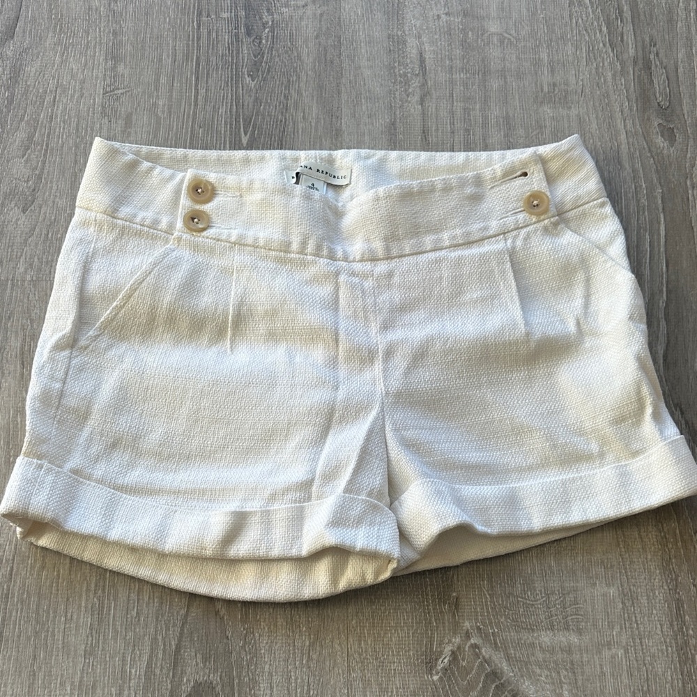Women's Cream Shorts Banana Republic